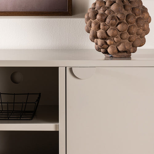 Nest living Frederik Metalen tv-meubel beige - vtwonen shop