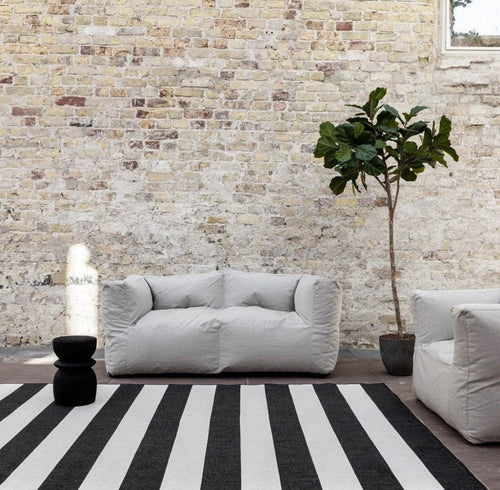 Eva Interior Buitenkleed Stripes zwart/wit dubbelzijdig