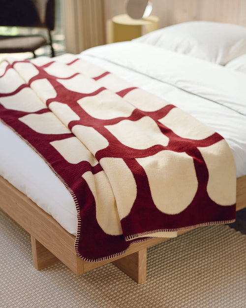 noo.ma Gilli Throw katoenen plaid met geometrische print Lilac & Brown