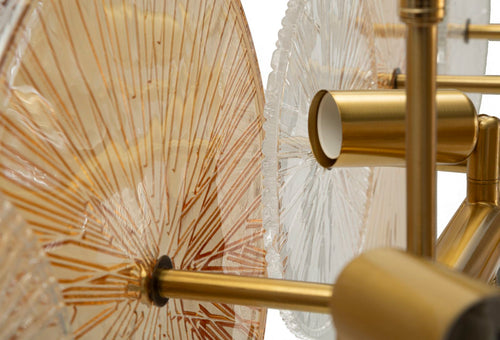 Hanglamp van metaal en glas in goud (100 x 23 x 28-94 cm)
