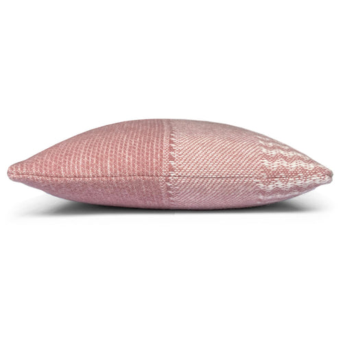 Malagoon kussen Uptown - roze - 45x45cm 100% wol