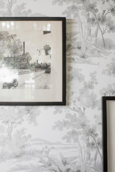 Borastapeter behang bosrijk landschap grijs - 53 cm x 10.05 m - 660387 - vtwonen shop