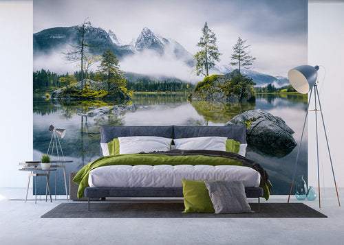 Sanders & Sanders fotobehang berglandschap grijs, groen en wit - 375 x 270 cm - 601018