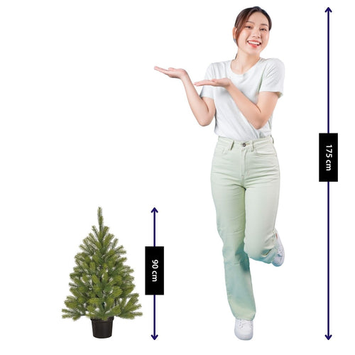 Black Box Trees Nagoya Kunstkerstboom H90 x D42 cm - Kunstboom in Kunststof Pot - Kerstdecoratie voor Binnen - met Batterij en Timer - 175 Tips -