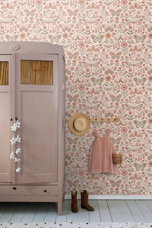 ESTAhome behang bloemen & vlinders beige, groen en oudroze - 50 x 900 cm - 131886