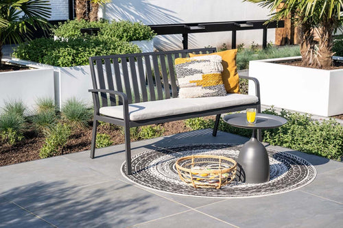Pisa parkbank - aluminium - carbon black - valley sand