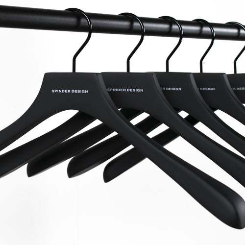 Spinder Design kledinghangers (set van 5) Lotus - Zwart - vtwonen shop