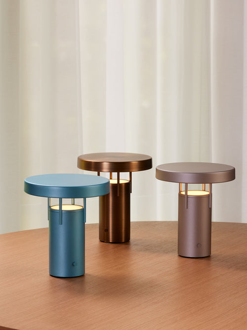 Hübsch draagbare lamp BringMe - ijzer/polycarbonaat - ø18xh20cm, led - vtwonen shop