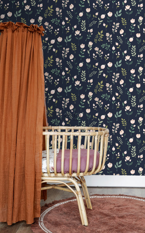 ESTAhome behang bloemen donkerblauw, roze en groen - 53 cm x 10.05 m - 139341