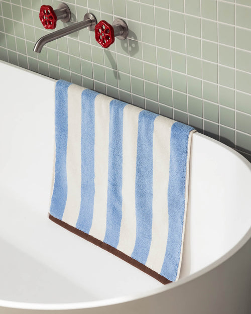 noo.ma Gobo badmat gestreept - Baby Blue, 38 x 40 cm