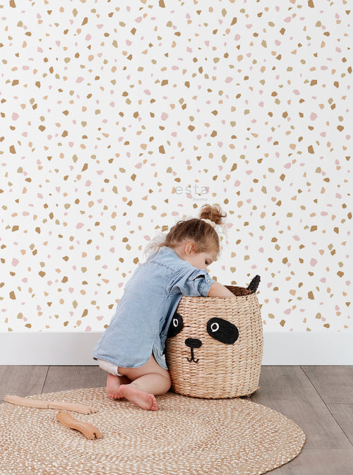 ESTAhome behang terrazzo zacht roze, warm oranje en beige - 53 cm x 10.05 m - 139198