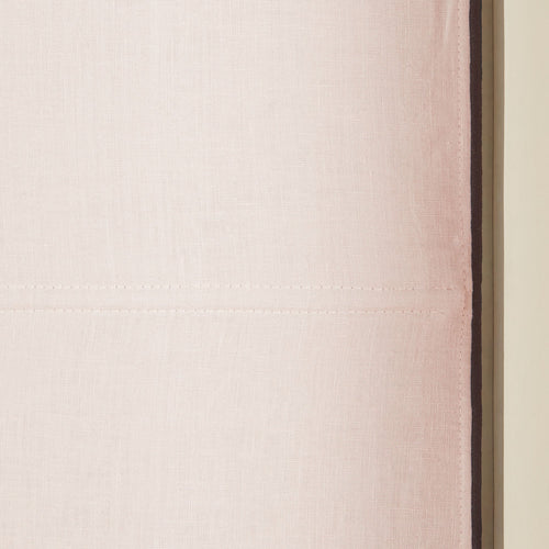 Madura Verduisteringsrolgordijn Carlina poederroze en zwarte hommel 60x220 cm