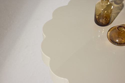 Rebellenclub Bijzettafel Aris - ¿45 cm - Glossy Beige