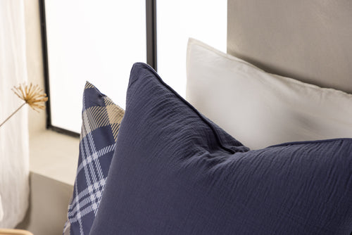 Rebellenclub Kussen Movi - Blauw - vtwonen shop