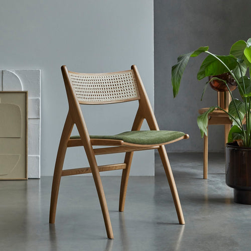 Tikamoon Stoel in massief eikenhout en groen fluweel - Groen