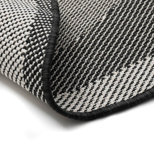 Interieur05 Organisch gevormd buitenkleed Loop Stone Zwart - 200 x 290 cm - vtwonen shop