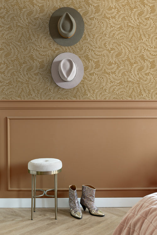 ESTAhome behang bladeren okergeel - 50 x 900 cm - 131145 - vtwonen shop