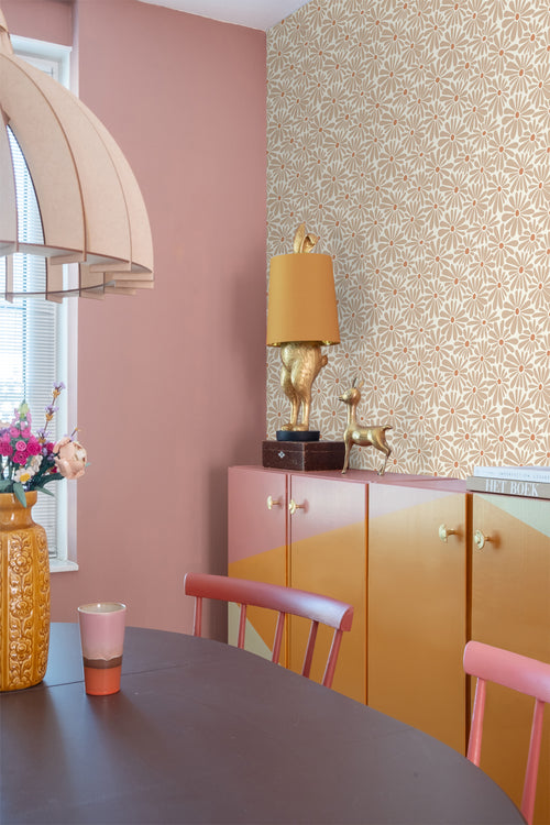 ESTAhome behang madeliefjes warm beige - 53 cm x 10.05 m - 131148 - vtwonen shop