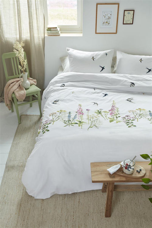 Marjolein Bastin dekbedovertrek Swallows - 240x200/220 cm - multi - vtwonen shop