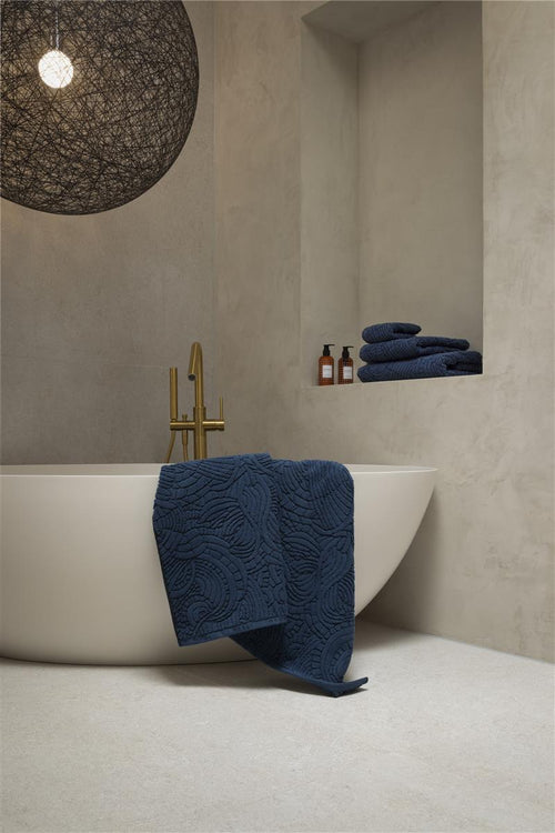 MOOOI Dodo Pavone - Douchehanddoek - Indigo - 55x100 / 22x40 Inch cm