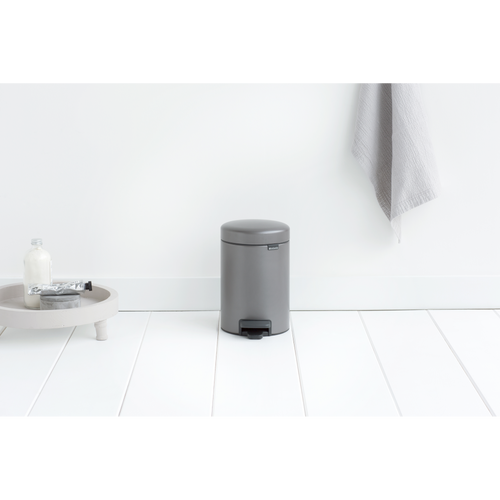 Brabantia NewIcon Pedaalemmer, 3 liter, kunststof binnenemmer - Platinum