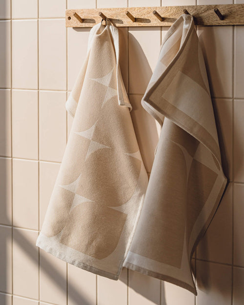 noo.ma Abi set van 2 katoenen vaatdoeken 27 x 18 cm - Sand Beige & Cream