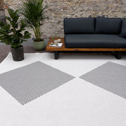 Buitenkleed Kite - Zwart/Wit - dubbelzijdig - EVA Interior - 240 x 340 cm - vtwonen shop