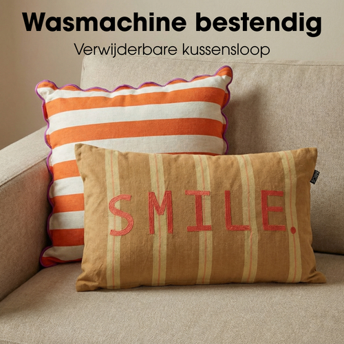 Mica Decorations Smile Sierkussen - Kussen met Kussenhoes - Woondecoratie Woonkamer - 55 x 35 x 10 cm - Katoen - Bruin, Oranje, Geel