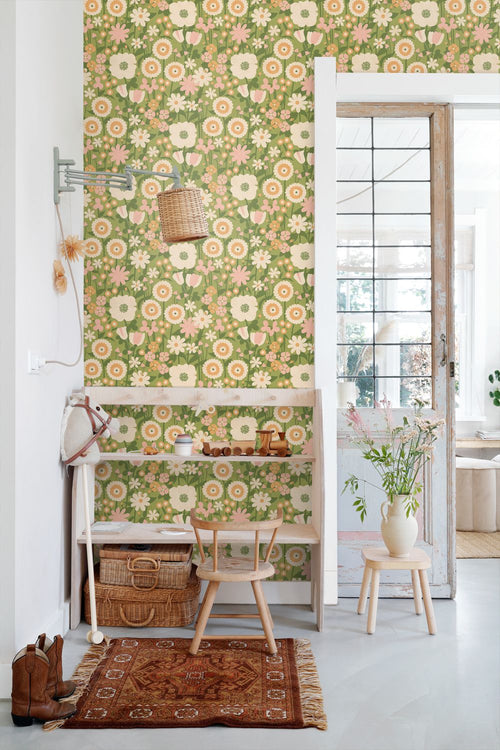 ESTAhome behang retro bloemen groen, roze en oranje - 50 x 900 cm - 132160