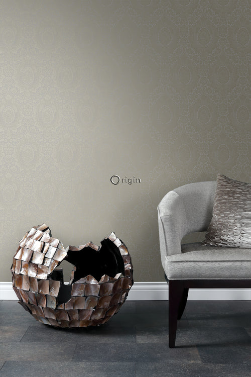 Origin Wallcoverings behang ornamenten taupe en glanzend brons - 53 cm x 10,05 m - 345429 - vtwonen shop