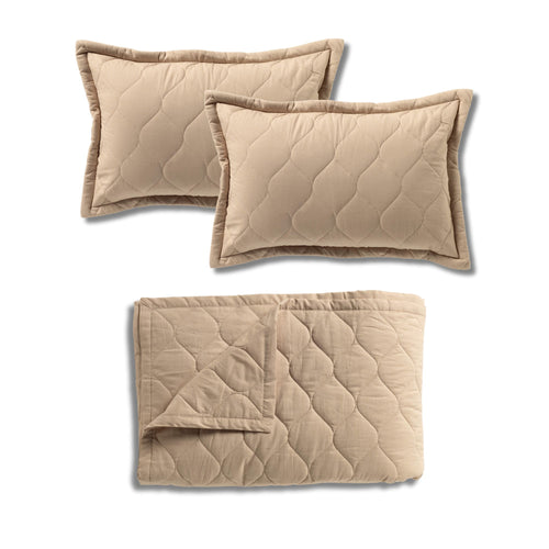 Dutch Decor - VOORDEELSET - 3-delig - Romee - 2 sierkussens 40x60 cm - 1 bedsprei 240x260 cm - beige - vtwonen shop