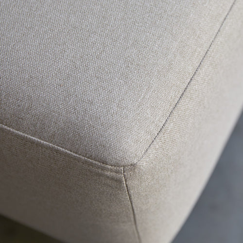 Tikamoon Voetenbank in ecru stof - Beige