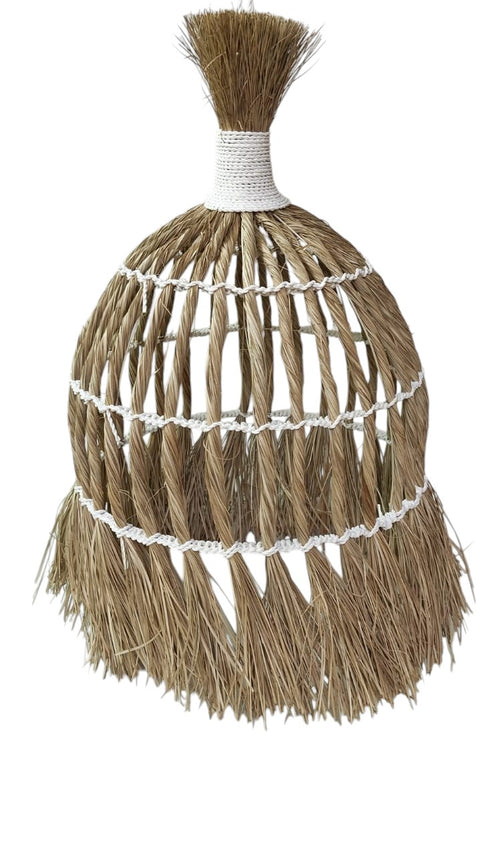 Furnilux Handgemaakte XXL Hanglamp van Mendonggras  – Duurzaam & Natuurlijk Design - 60x60x90 cm - vtwonen shop