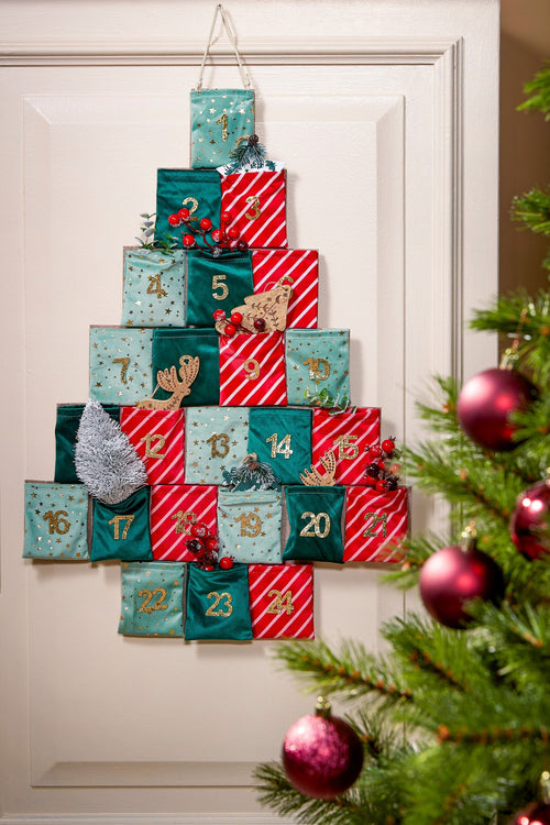 Mica Decorations Adventskalender - L72 x B1 x H51 cm - Vilt - Groen, Rood - vtwonen shop