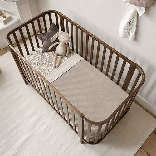 Petite Amélie Ovaal Ledikant Cocoon  - 60 x 120 cm - Premium Cocoa - vtwonen shop