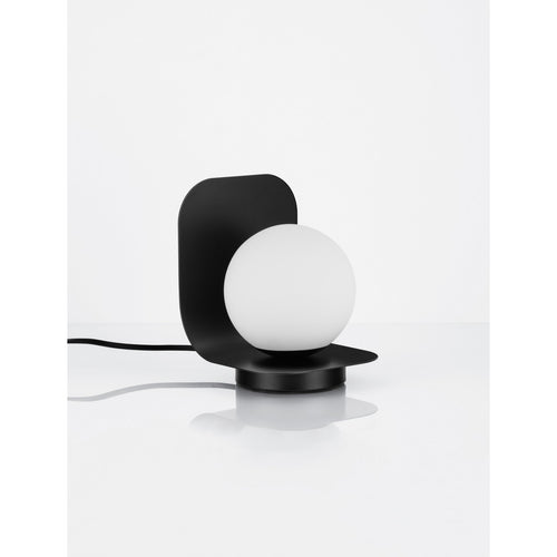 Nova Luce KAMEN Bolvormige tafellamp, zandkleurig zwart, opaal, E16 fitting, 1x5W, aan/uit-schakelaar.