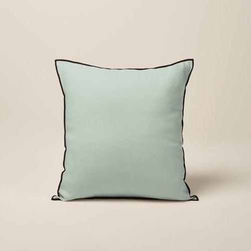 Madura Kussenovertrek Carlina linde en zwarte hommel 40x40 cm