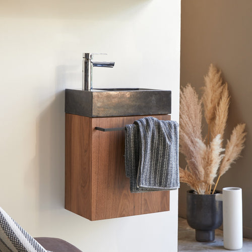 Tikamoon Wastafelmeubel van massief notenhout en zwart marmer - Zwart - vtwonen shop