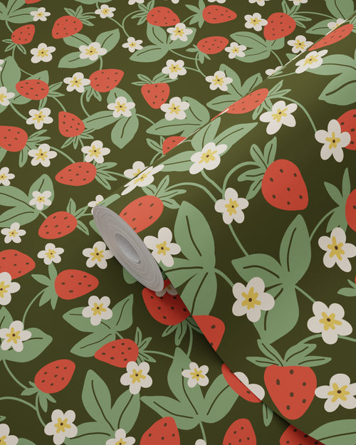 ESTAhome behang aardbeien groen en rood - 50 x 900 cm - 132168