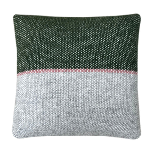 Malagoon kussen Festivity - mist groen - 45x45cm 100% wol
