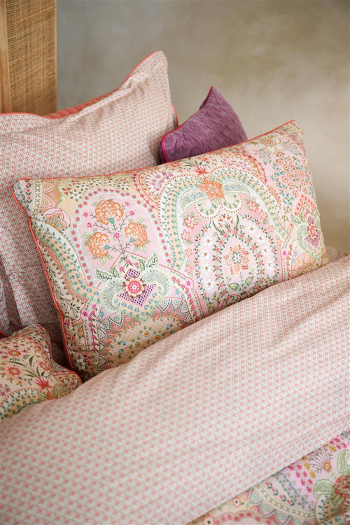 Pip Studio decoratiekussen Jabali Flower Quilted - 45x70 cm - koraalrood - vtwonen shop