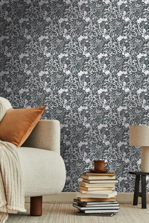 Livingwalls behang bloemmotief wit, zwart en grijs - 53 cm x 10.05 m - AS-390595 - vtwonen shop