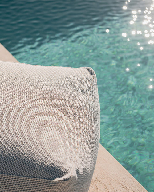 noo.ma Keno Outdoor Pouf - Milk Beige, 65 x 65 x 37,5 cm