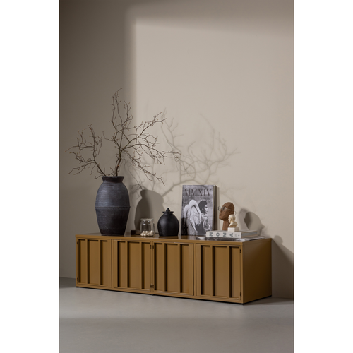 WOOOD tv-meubel Level - Metaal - Honinggeel - 44x160x44 - vtwonen shop