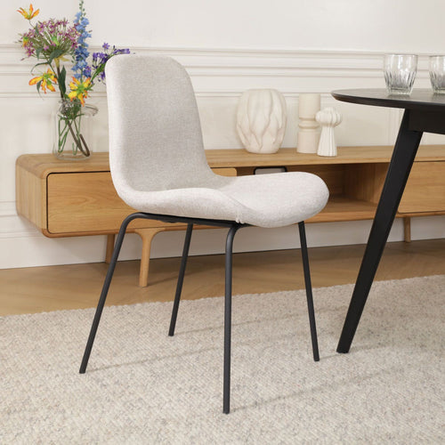 Nolon Nora-Fé Eetkamerstoel Beige - Stof - Zwarte Poten - vtwonen shop