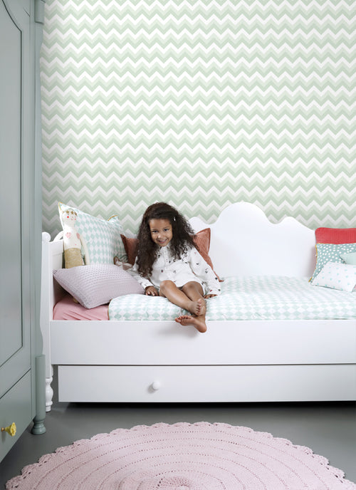 ESTAhome behang zigzag motief mintgroen en wit - 53 cm x 10.05 m - 128858
