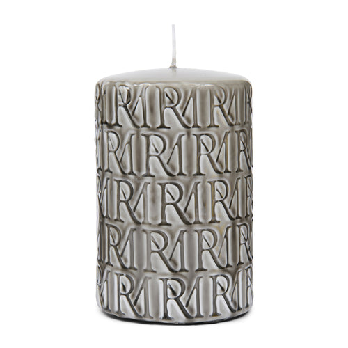 Rivièra Maison RM Monogram PillarCandle flax9,5x15 - Paraffine - Flax - vtwonen shop