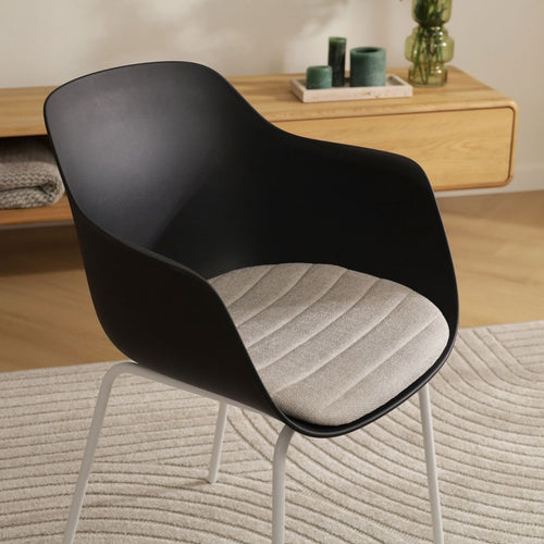 Nolon Nora-Liz Eetkamerstoel Zwart - Beige Kussen - Witte Poten - vtwonen shop