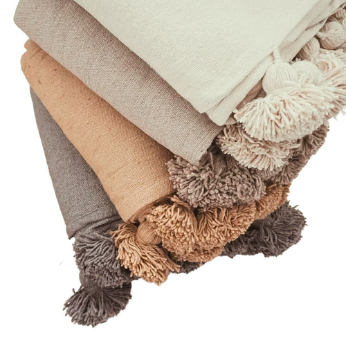 MÔMÉ Plaid Pom Pom - crème - 95 x 175 cm - vtwonen shop