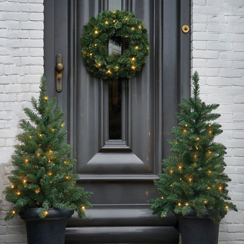 Black Box Trees Norton Kerstboom en Kerstkrans Set - 2 Kunstkerstbomen en 1 Krans met LED Verlichting - Groen